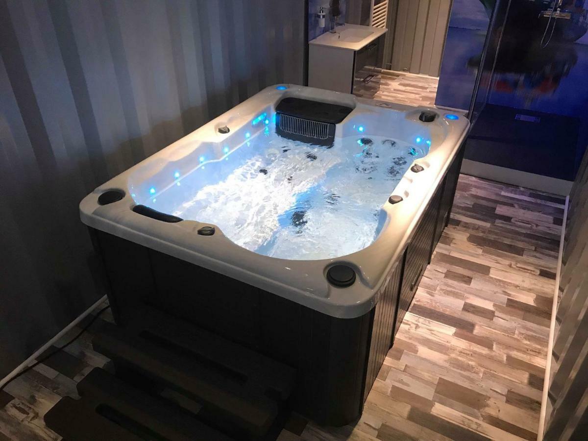 Апартаменты Les Docks Insolite & Spa Berck Экстерьер фото